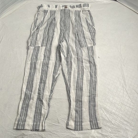 Free People Semi Sweet paper bag waist pants in Ivory Combo white navy - Picture 2 of 8